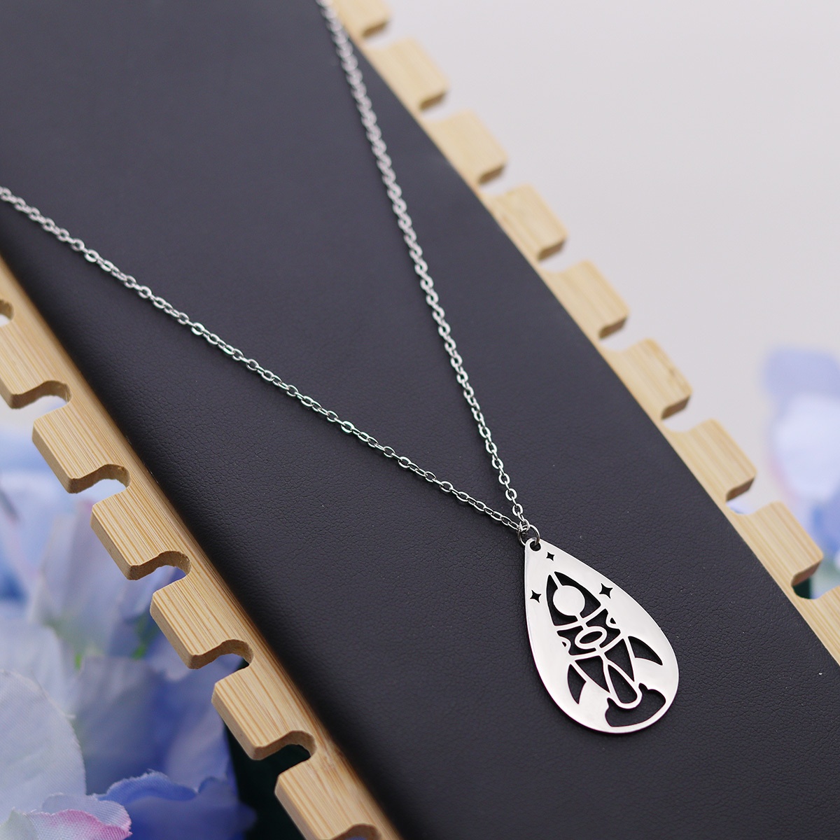 Stainless Steel Drop Shaped Space Rocket Necklace for Crafting